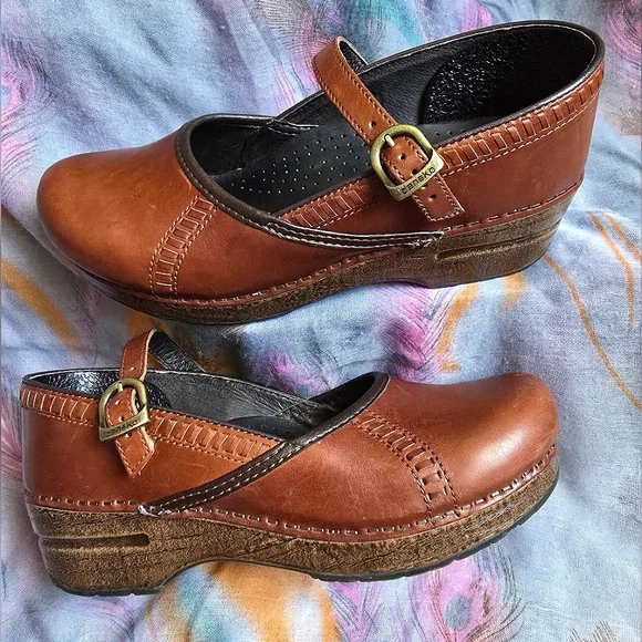 Dansko Shoes Dansko Rich Chestnut Brown Leather Mary Jane Clog